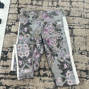 PINK Victoria's Secret White and Purple Leggings